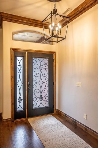 2111 Saber Lane, Weatherford, OK 73096