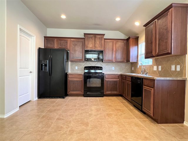 9605 Straightaway Drive, Mckinney, TX 75072