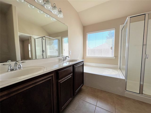 9605 Straightaway Drive, Mckinney, TX 75072