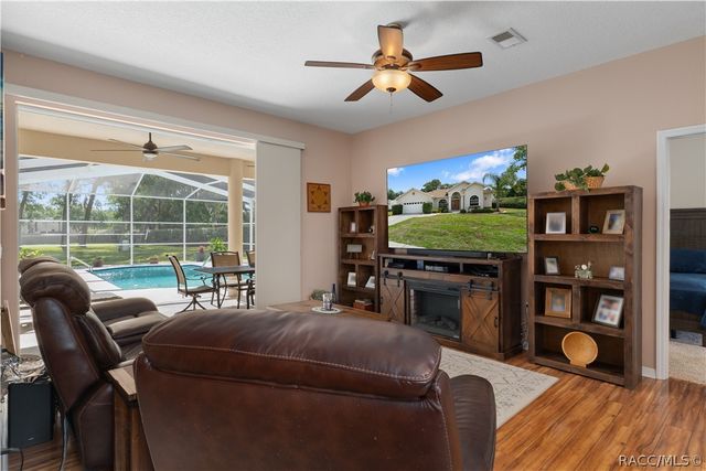 3200 St. Ives Boulevard, Spring Hill, FL 64609