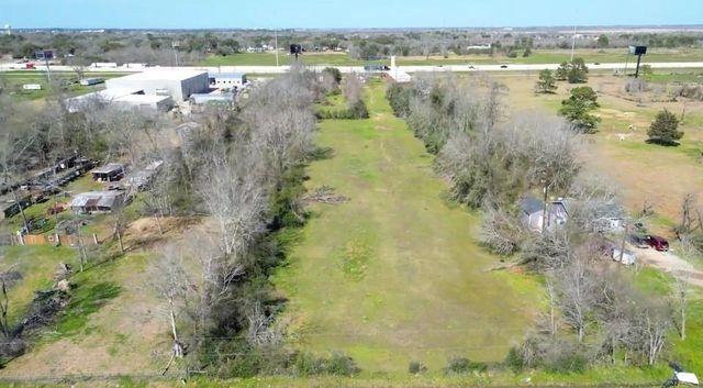 3611 10th Street, Brookshire, TX 77423