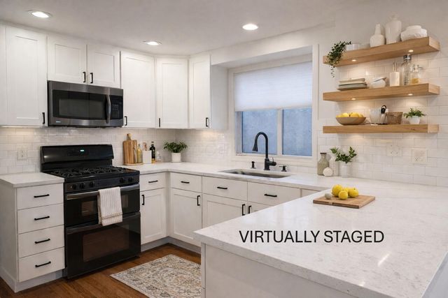 3780 Pine Ridge Drive, Lewis Center, OH 43035