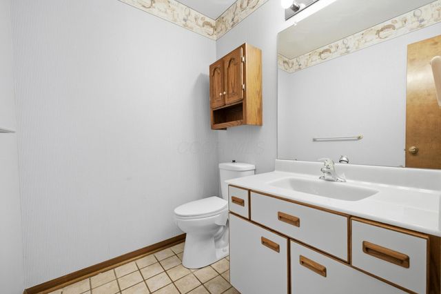 3780 Pine Ridge Drive, Lewis Center, OH 43035