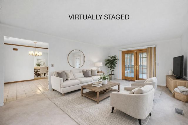 3780 Pine Ridge Drive, Lewis Center, OH 43035