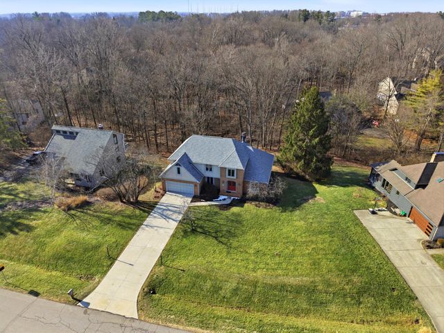 3780 Pine Ridge Drive, Lewis Center, OH 43035