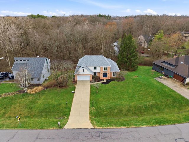 3780 Pine Ridge Drive, Lewis Center, OH 43035
