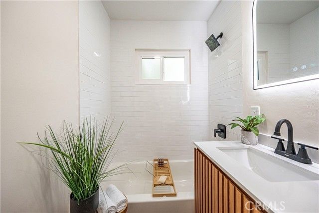 2443 Roxbury Drive, San Bernardino, CA 92404