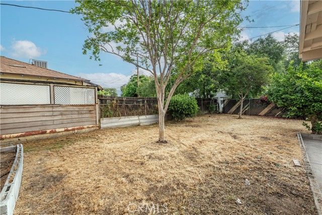 2443 Roxbury Drive, San Bernardino, CA 92404