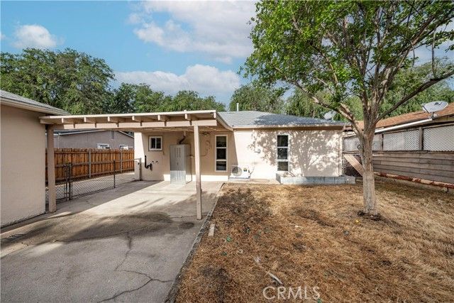 2443 Roxbury Drive, San Bernardino, CA 92404