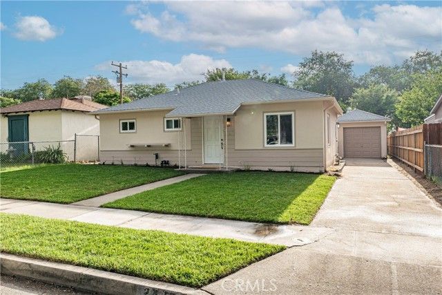 2443 Roxbury Drive, San Bernardino, CA 92404