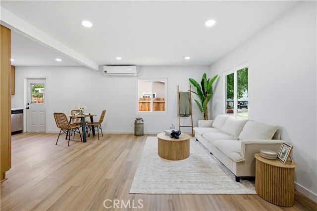 2443 Roxbury Drive, San Bernardino, CA 92404