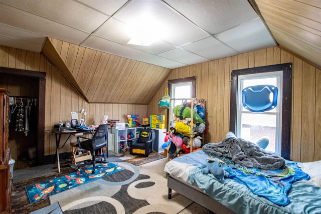 24 E Tennessee Street, Evansville, IN 47711