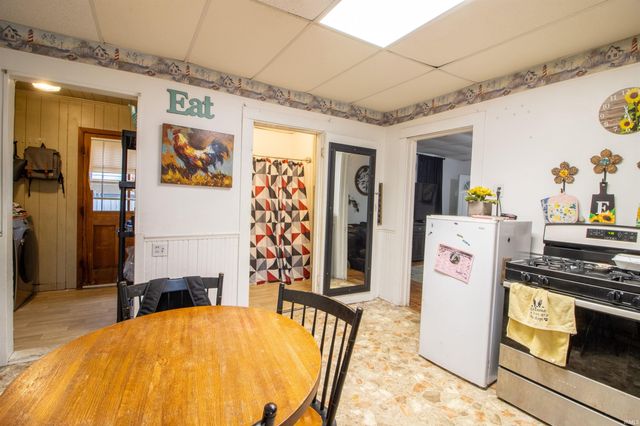24 E Tennessee Street, Evansville, IN 47711