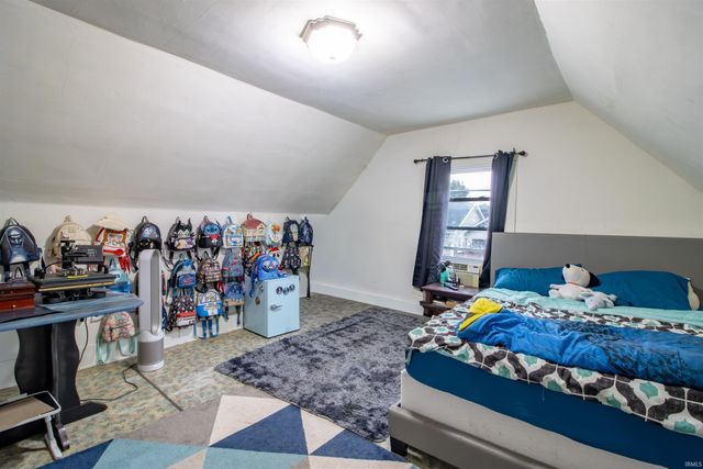 24 E Tennessee Street, Evansville, IN 47711