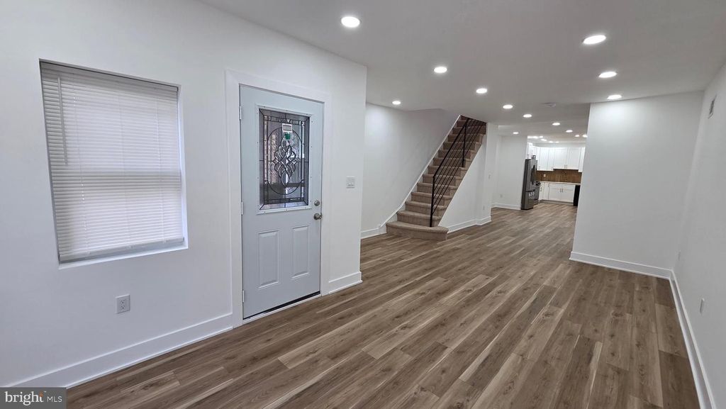 7083 FORREST AVE, PHILADELPHIA, PA 19138 — photo 3