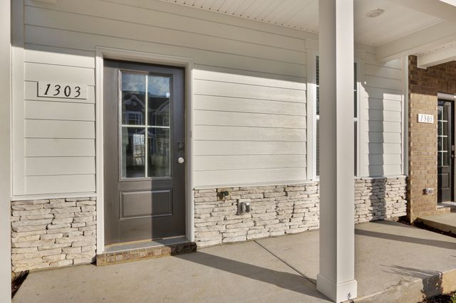 1303 Walker Way, Columbia, TN 38401