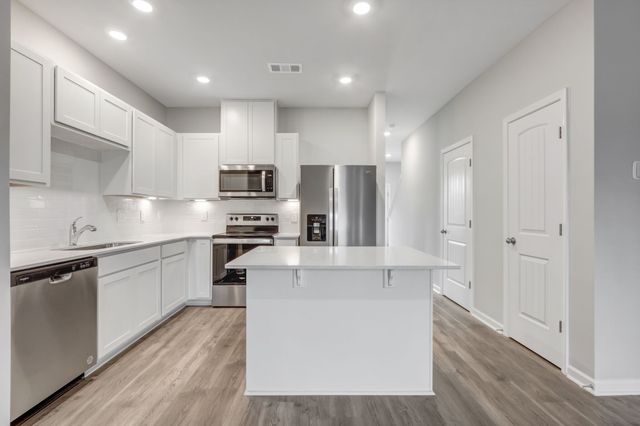 1303 Walker Way, Columbia, TN 38401
