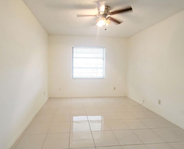 3816 SW 69th Way 2-q, Miramar, FL 33023