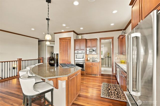 6664 Waterton Circle, Mukilteo, WA 98275