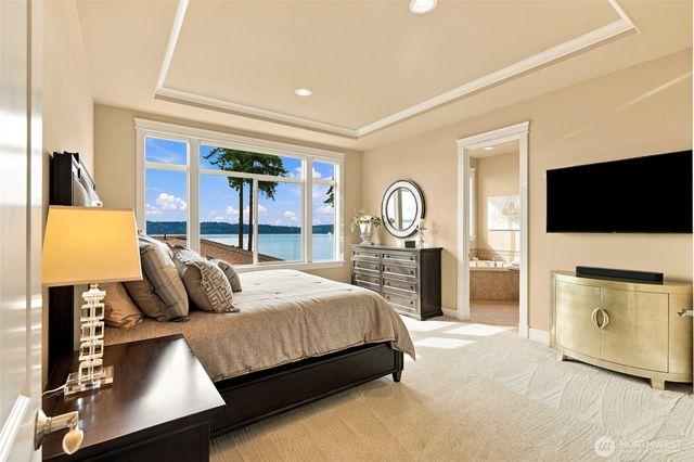6664 Waterton Circle, Mukilteo, WA 98275