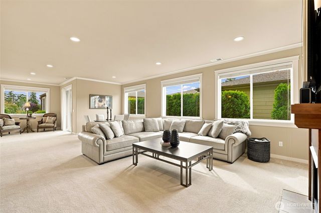 6664 Waterton Circle, Mukilteo, WA 98275
