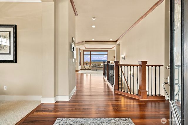 6664 Waterton Circle, Mukilteo, WA 98275