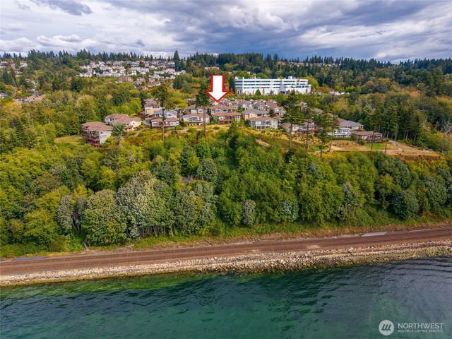 6664 Waterton Circle, Mukilteo, WA 98275