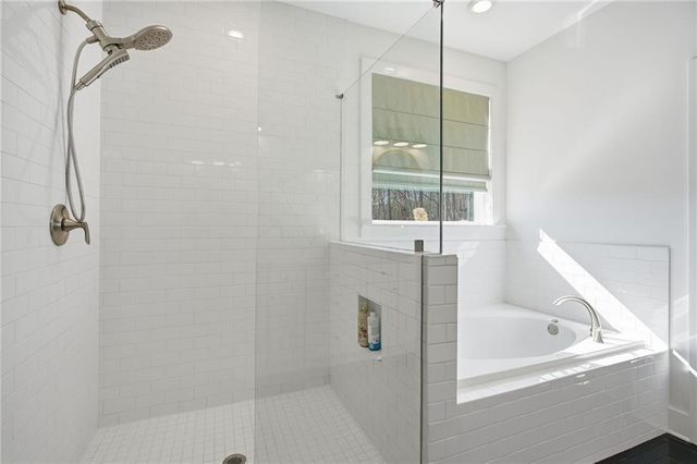 7620 Fireside Farm Drive, Dawsonville, GA 30534