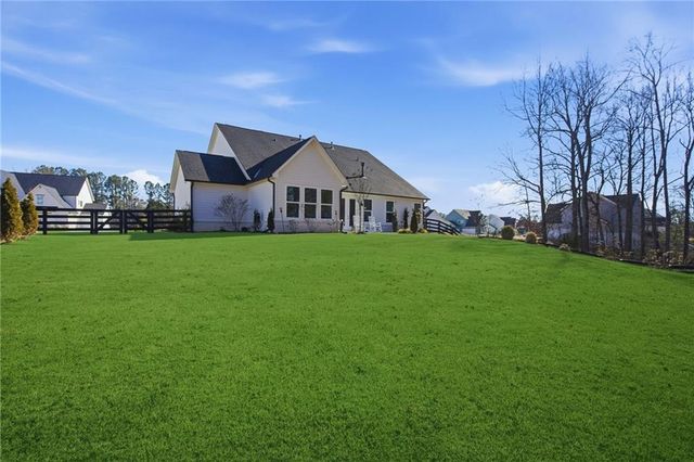 7620 Fireside Farm Drive, Dawsonville, GA 30534