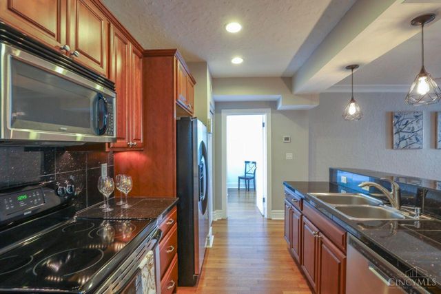 2324 Park Avenue, Cincinnati, OH 45206