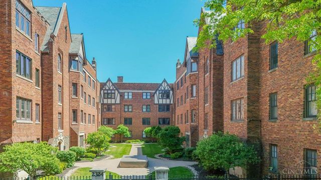 2324 Park Avenue, Cincinnati, OH 45206