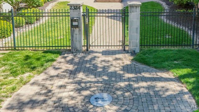 2324 Park Avenue, Cincinnati, OH 45206