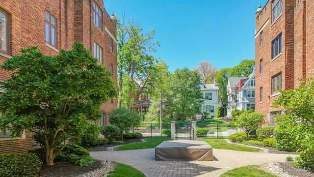 2324 Park Avenue, Cincinnati, OH 45206