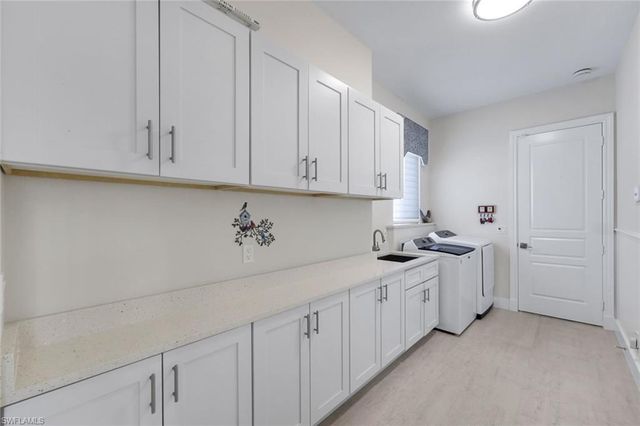 260 CHESHIRE WAY, Naples, FL 34110
