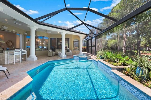 260 CHESHIRE WAY, Naples, FL 34110