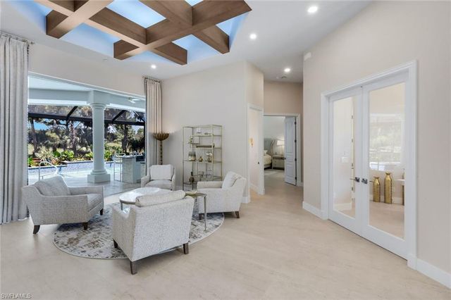 260 CHESHIRE WAY, Naples, FL 34110