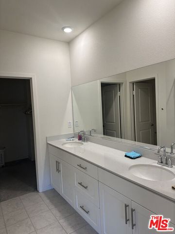 2957 W Lincoln Avenue 5, Anaheim, CA 92801