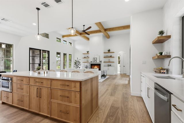 273 Martin Drive, Granbury, TX 76049