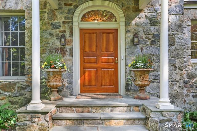 5 Topping Lane, Norwalk, CT 06854