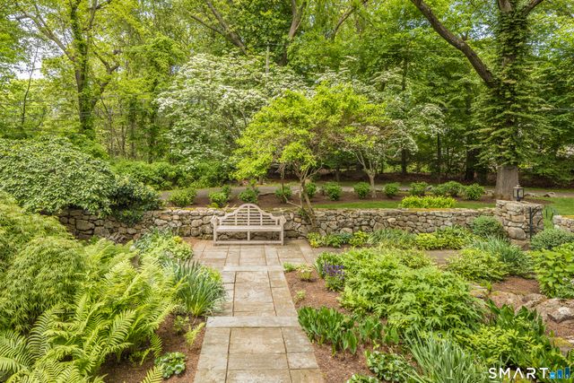 5 Topping Lane, Norwalk, CT 06854