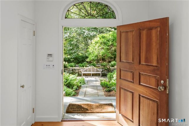 5 Topping Lane, Norwalk, CT 06854