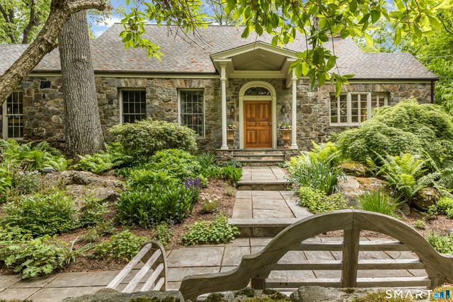 5 Topping Lane, Norwalk, CT 06854