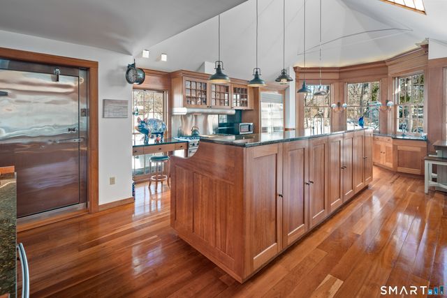 5 Topping Lane, Norwalk, CT 06854