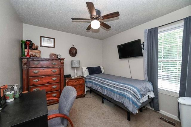 127 Eady Dr., Bremen, GA 30110