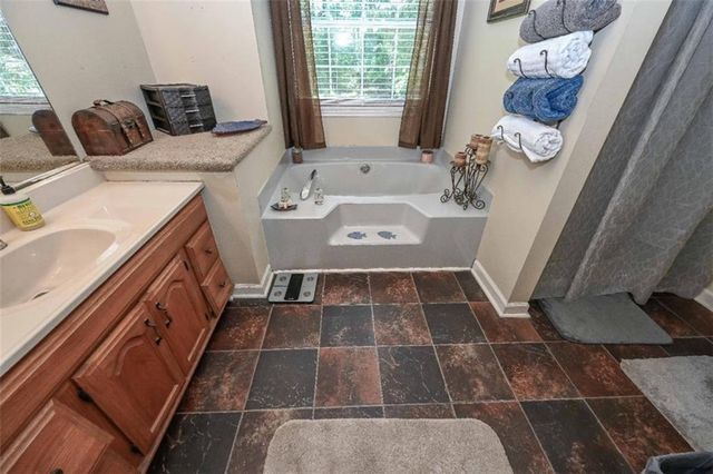 127 Eady Dr., Bremen, GA 30110