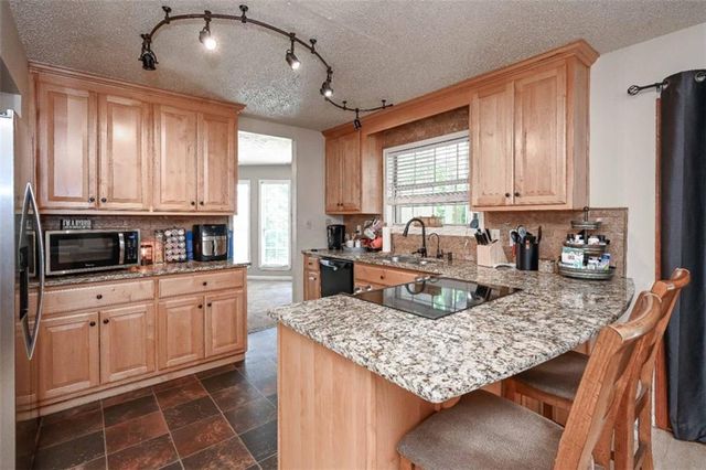 127 Eady Dr., Bremen, GA 30110