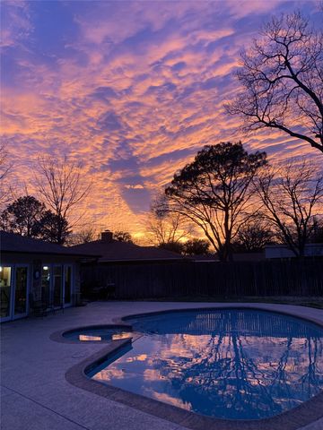 1901 Anna Drive, Irving, TX 75061