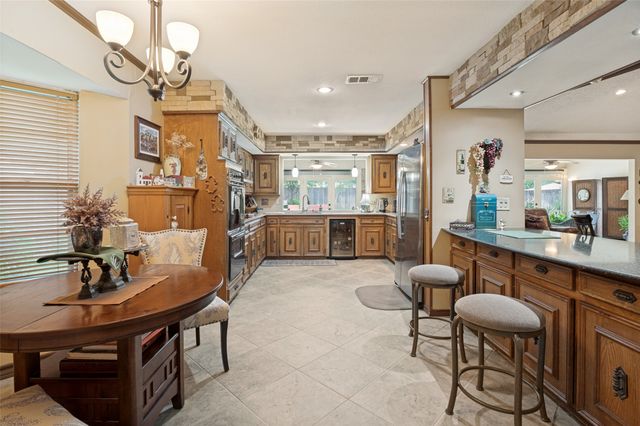 1901 Anna Drive, Irving, TX 75061