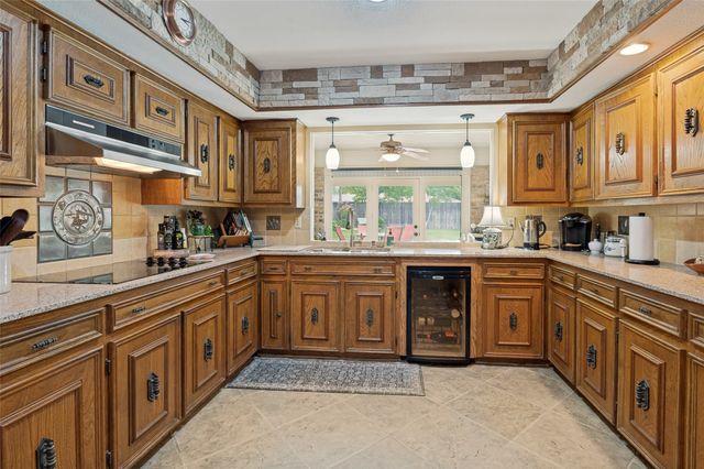 1901 Anna Drive, Irving, TX 75061