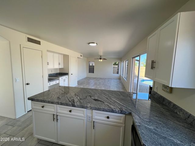 8377 N 106TH Drive, Peoria, AZ 85345